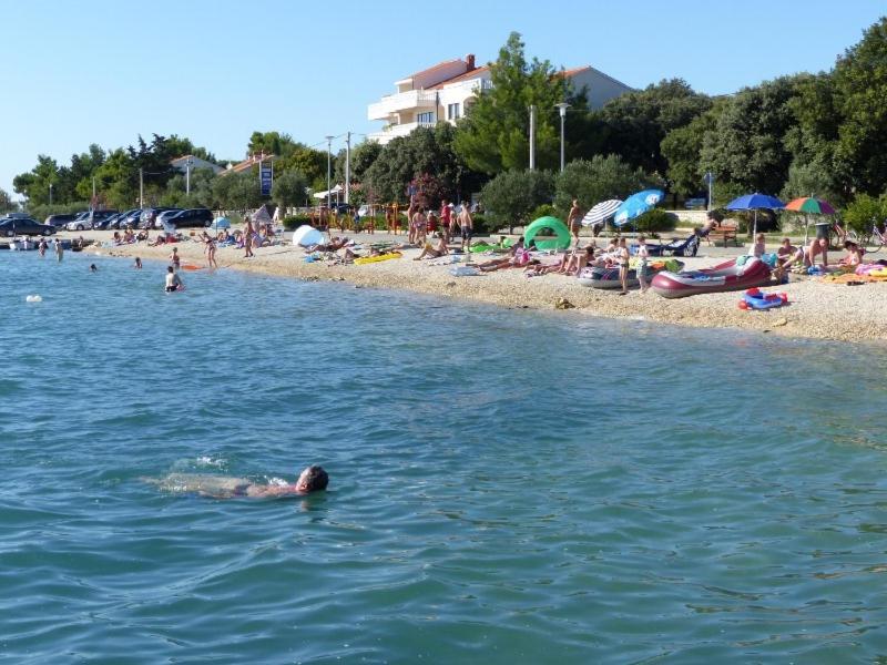 Croliday Apartment With Pool Nin Vrsi Buitenkant foto