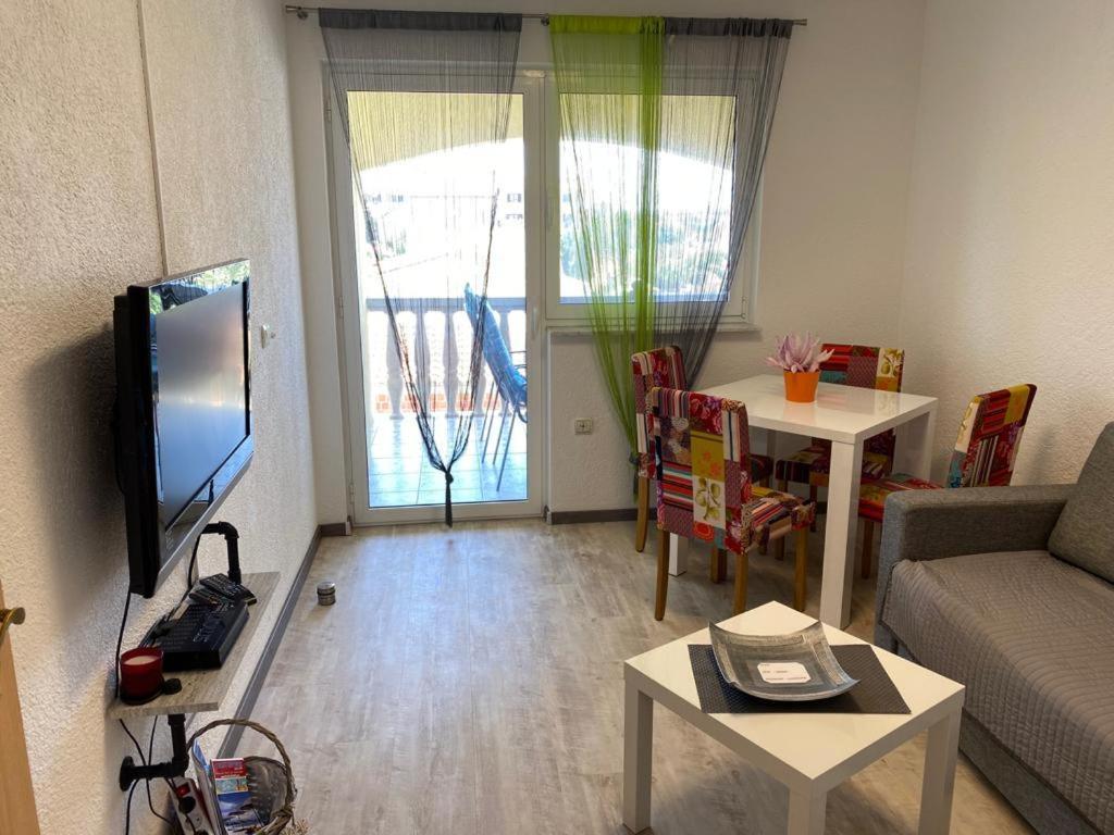 Croliday Apartment With Pool Nin Vrsi Buitenkant foto